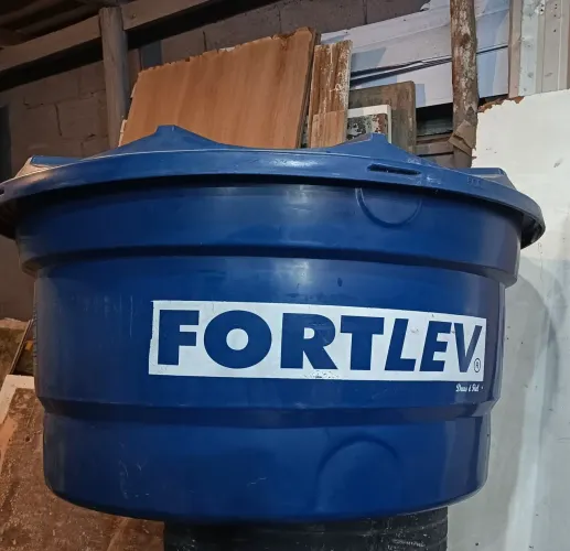 Caixa de água fotlev 500