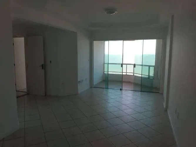 Apartamentos para locação na Praia Campista em Macaé/RJ, 04 Quartos com suíte, 2 Vagas, Ar