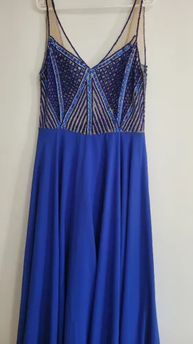 Vestido de Festa Longo Bordado Pedraria