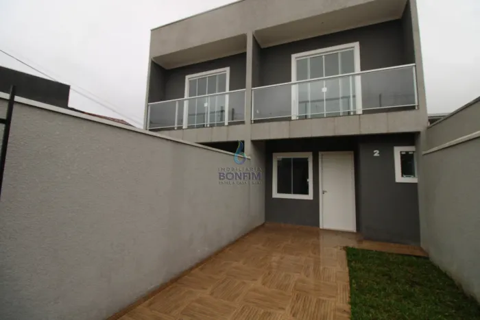 SOBRADO SITIO CERCADO 2 QUARTOS NOVINHO PRONTO PARA VC MORAR