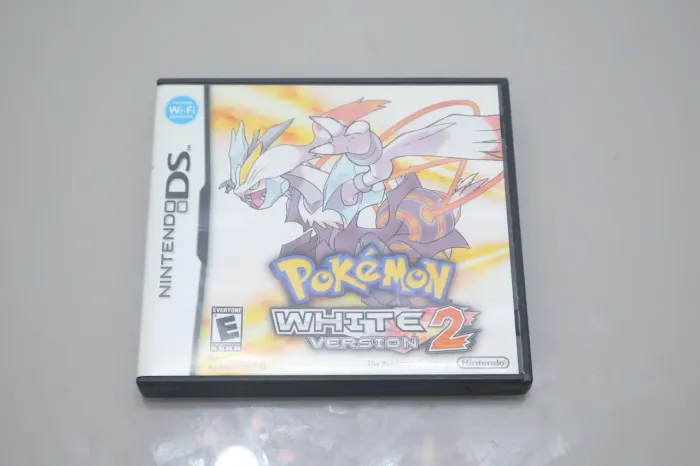 Pokémon White Version 2 Nintendo DS - Original e Completo