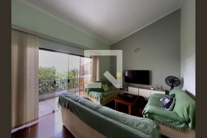 Casa à Venda - Vila Jacuí, 3 Quartos, 280 m2