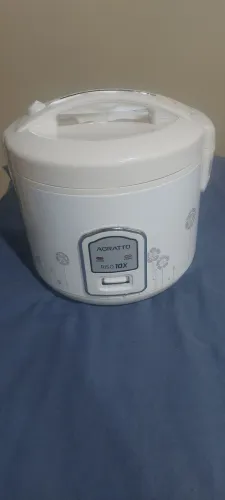 Panela de Arroz Elétrica de 10 xícaras