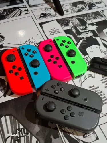 Joycons Originais Nintendo Switch Leia