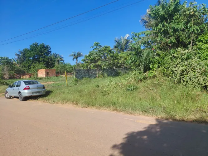 Terreno no ramal janauari medindo 15 de frente 22 de fundo, falar *