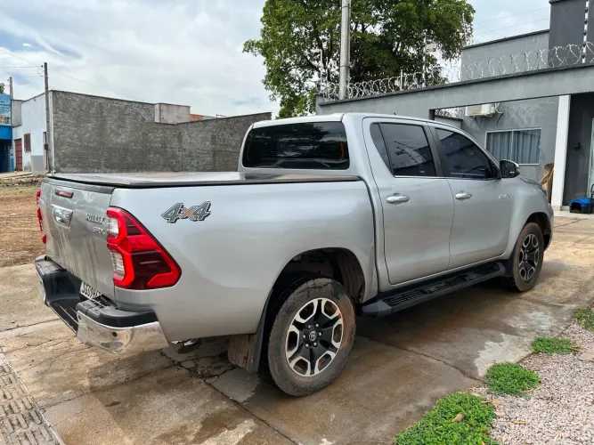 Toyota Hilux CD SRX 4X4 2.8 TDI 16V Diesel Aut. 2022