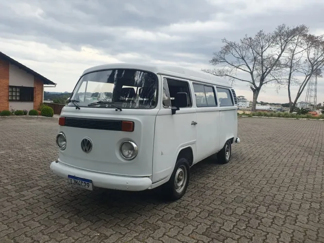 Volkswagen Kombi Standard/ Luxo/ Serie Prata 2000