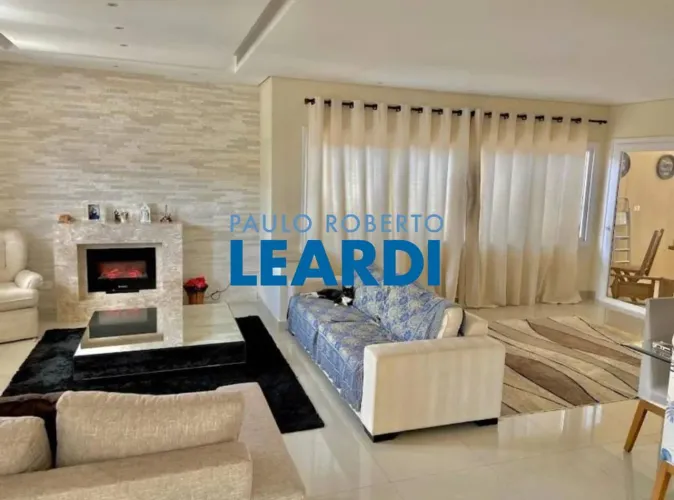CASA EM CONDOMÍNIO - TAMBORÉ 1 - SP