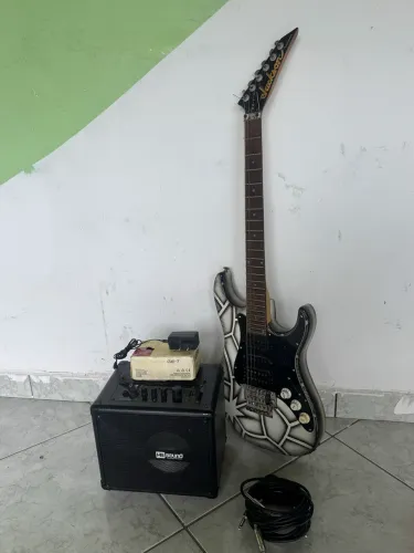 Guitarra Jackson + Pedal + Cubo + Cabos