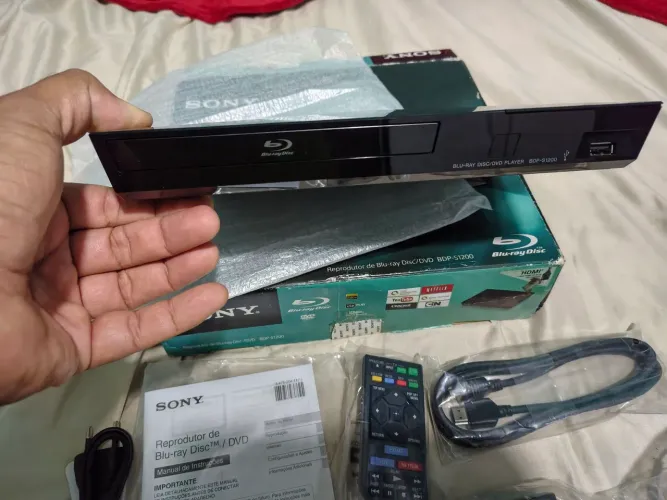 Blu Ray Sony na caixa completo novo