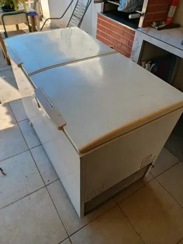 Vendo freezer Eletrolux