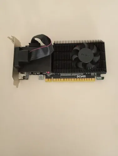 Placa de vídeo g210 1 giga