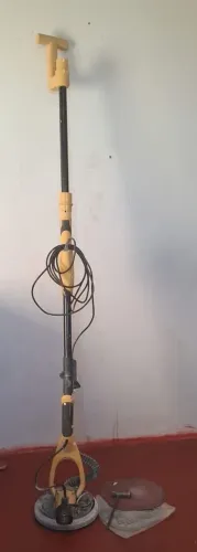 Lixadeira elétrica de parede