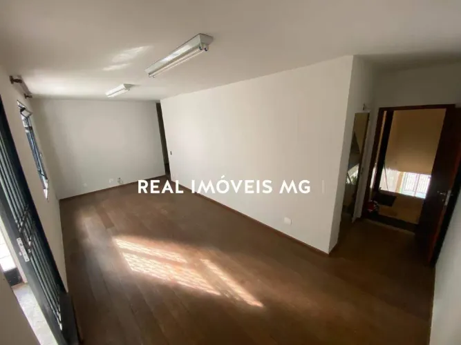 Apartamento com área privativa para alugar com 3 quartos e 1 vaga no Luxemburgo
