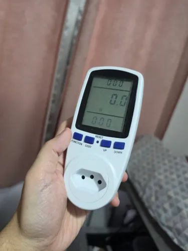 Wattímetro de tomador medidor de energia