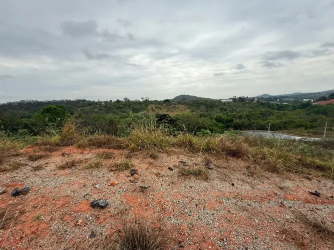 Lote a venda Excelente Oportunidade de Investimento ou Construção!