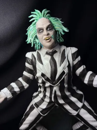 Beetlejuice ou Besouro Suco em 3D e pintado á mão