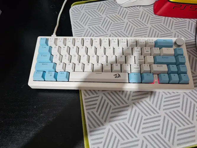 Teclado mecânico gamer