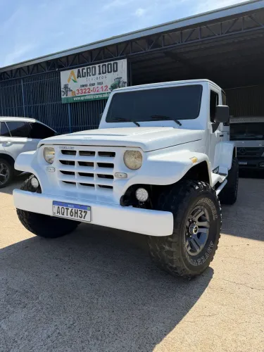 Troller T-4 4X4 3.0 TB Int. Cap. Rígida Diesel 2008