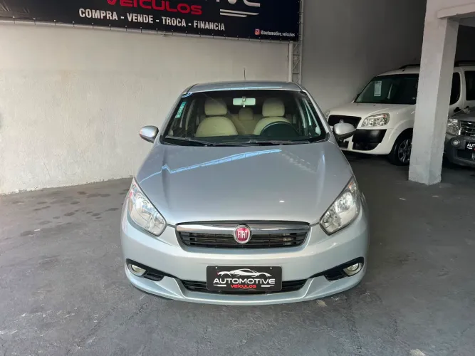 Fiat Grand Siena Attrac. 1.4 EVO F.flex 8V 2013