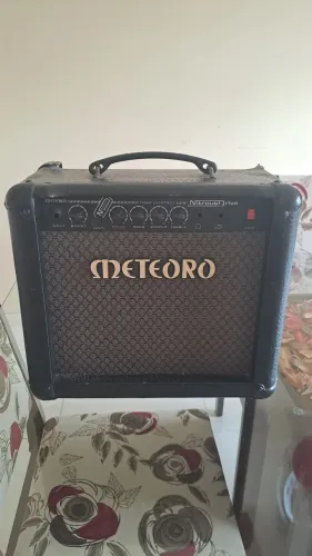 Amplificador Meteoro Nitrous Drive