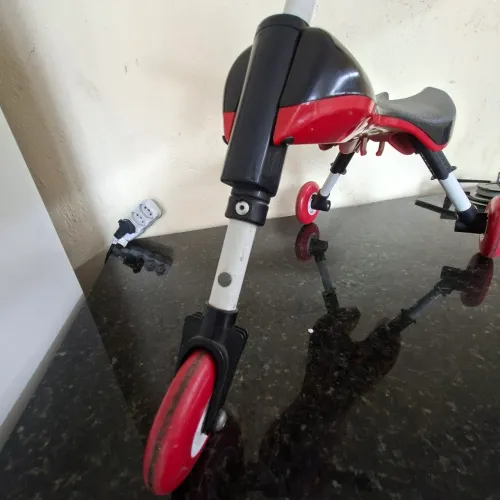 Vendo triciclo infantil