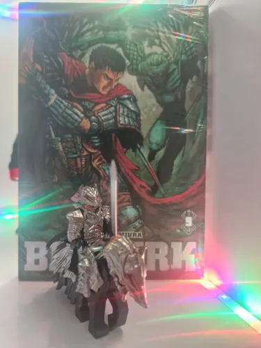 Mangá berserk + guts minifigure
