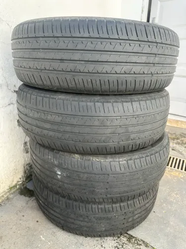 Pneu 225/50 R18
