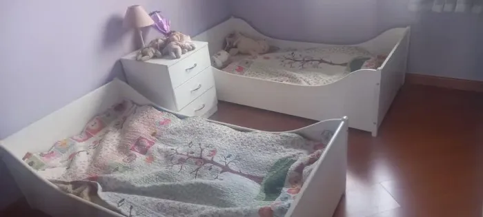 Cama infantil Junior Tok&Stok (2 unidades)