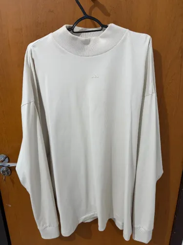 Camiseta Oversized Manga Longa Adidas Basketball Tamanho M