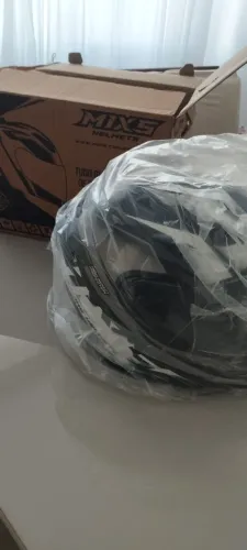 Capacete novo