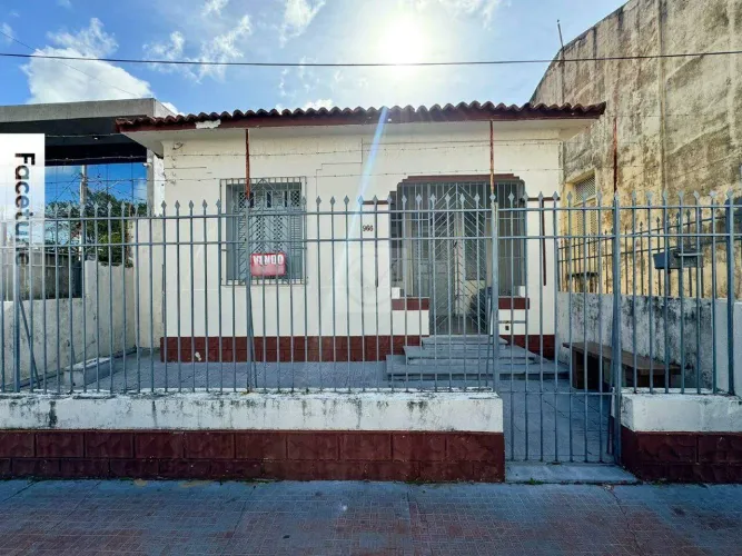 Casa espaçosa no bairro São José