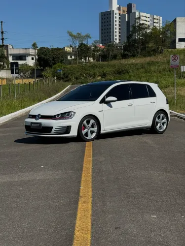 Volkswagen Golf GTI 2.0 TSI 220cv Aut. 2017