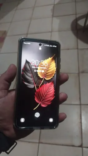 Vendo celular Samsung s20 FE