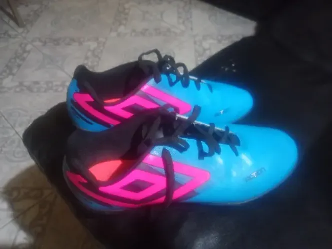 Chuteira Society Umbro 40