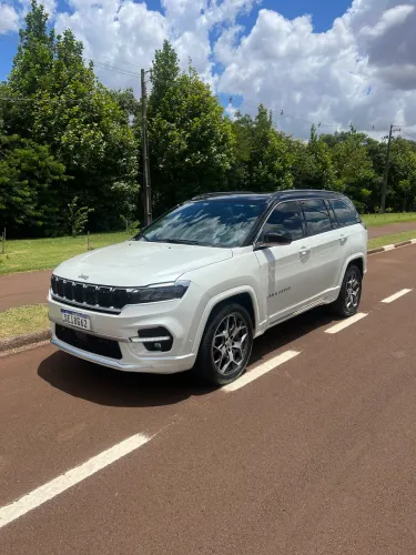 Jeep Commander Overland T270 1.3 TB Flex AUT 2023