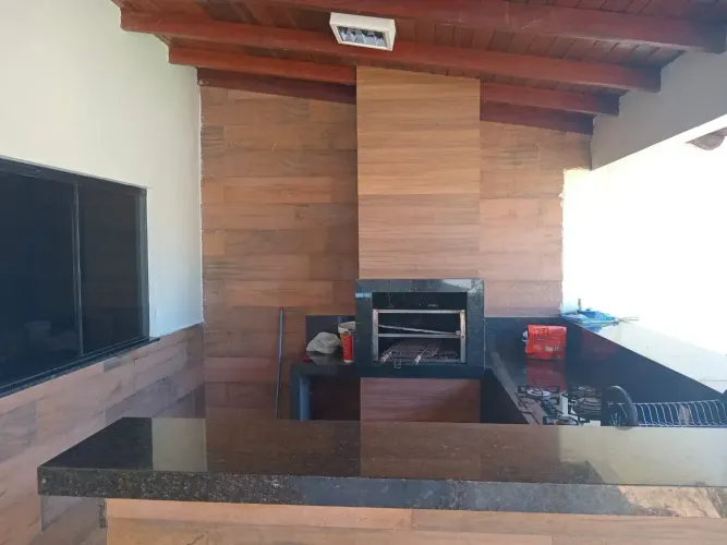 Casa 3/4 sendo 2 suites com piscina Bairro Canelas em Várzea Grande