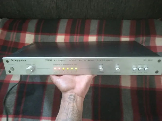 Cygnus NR 800 prata