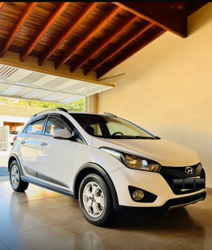 Hyundai HB20X Style 1.6 Flex 16V Mec. 2015