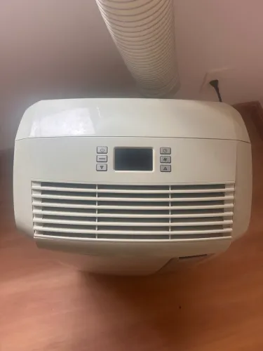 Ar condicionado portátil pinguino/ DeLonghi 12.000 BTUs