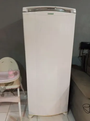 Geladeira Consul Frost Free em ótimo estado