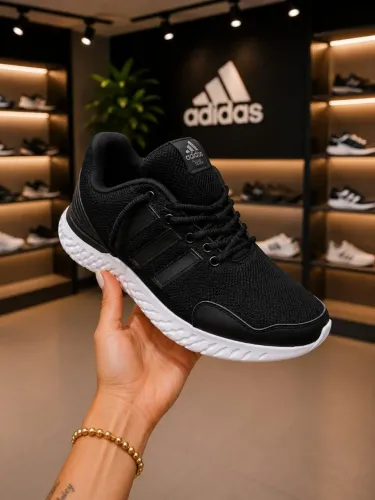 Tênis feminino Adidas