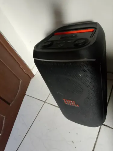 Venda da caixa JBL 120 e Vult 160