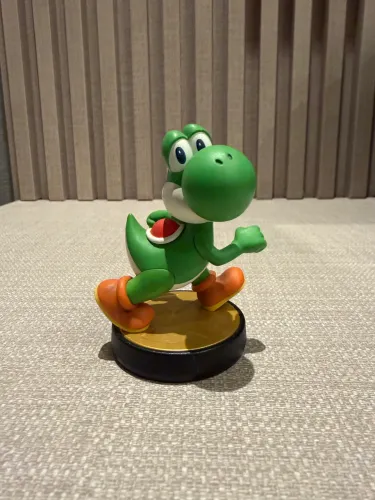 AMIIBO YOSHI SUPER SMASH BROS NINTENDO