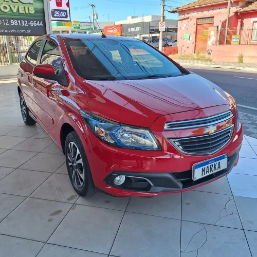 Chevrolet Onix Hatch LTZ 1.4 8V Flex Power Aut. 4P 2015