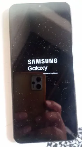 Vendo um célular Samsung Galaxy A13