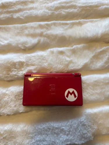 Nintendo ds lite versão do Mario mas tem problema no cabo flet