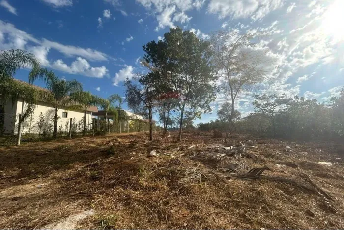 Terreno plano de 1000 m² no Condomínio Estâncias da Mata em Jabuticatubas