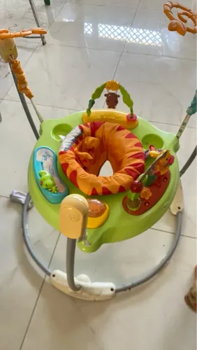 Pula pula jumperoo floresta tropical fisher price
