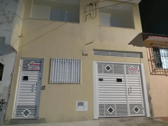 Alugo casa na Vila Santa Claro- Zona Leste - SP